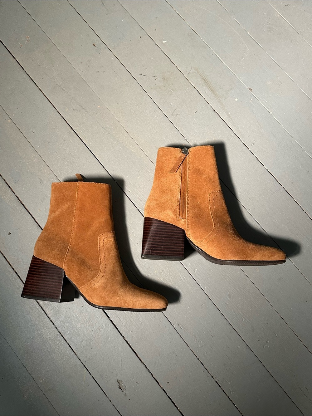Blondo Tan Suede Ankle Booties with Block Heel Waterproof Leather - Picture 3 of 11